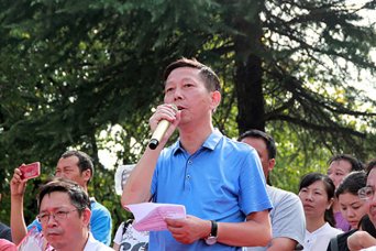 掇中学子好风采，青春豪情正当时